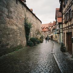 Heidelberg mit Schloss über dem Neckar und Alter Brücke